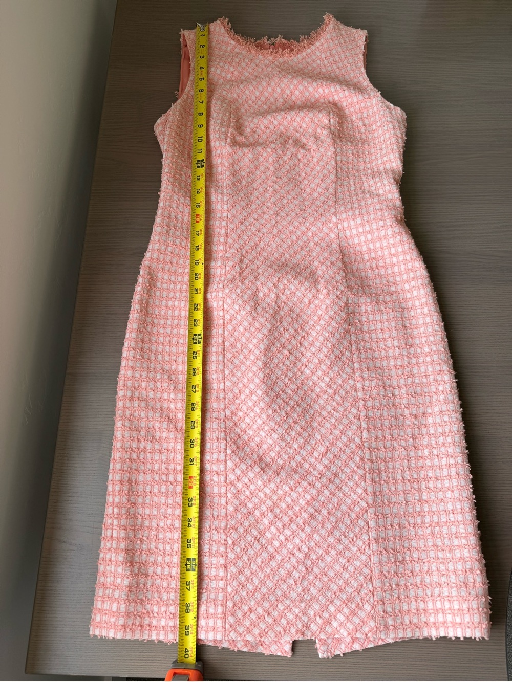 Carolina Herrera Coral Tweed Dress - Picture 5 of 11